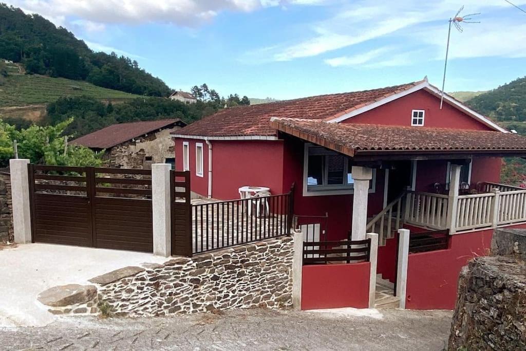 Casa Do Feligres E Da Alsira Villa Nogueira de Abaixo Ngoại thất bức ảnh